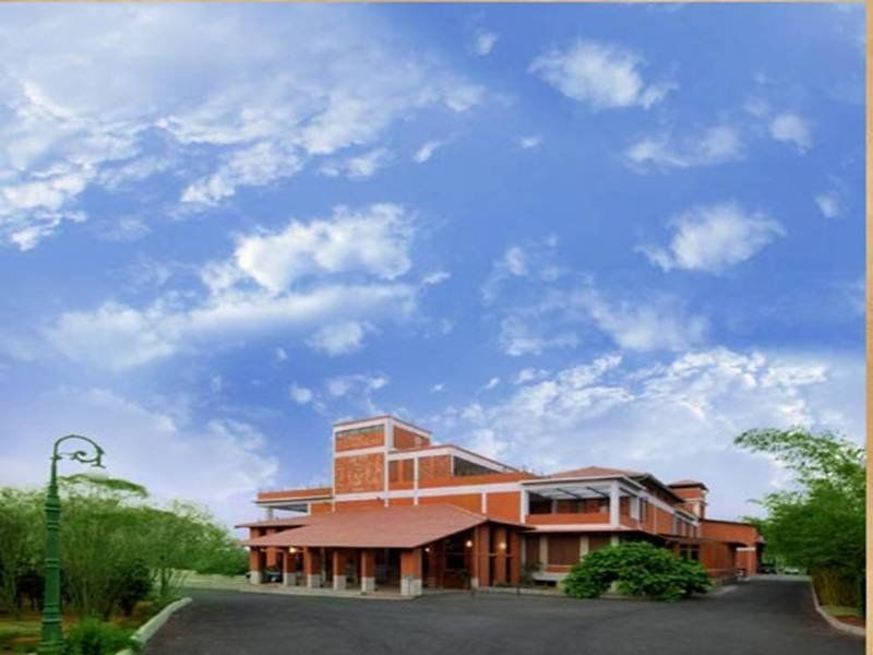 Olde Bangalore Resort And Convention Center Devanahalli Εξωτερικό φωτογραφία