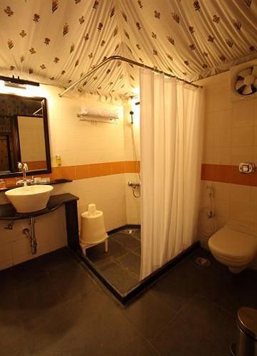 Olde Bangalore Resort And Convention Center Devanahalli Εξωτερικό φωτογραφία